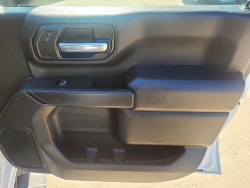 Certified 2024 Chevrolet Silverado 2500 Custom w/ Custom Convenience Package image 7