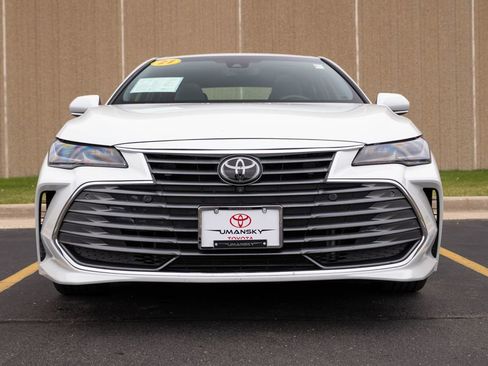 Used 2021 Toyota Avalon Limited w/ Advanced Safety Package AWD/4WD image 3