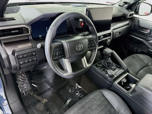 Used 2025 Toyota 4Runner TRD Off-Road Premium AWD/4WD image 21