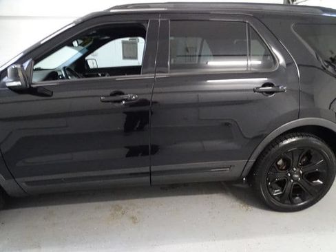 Used 2019 Ford Explorer Sport w/ Ford Safe & Smart Package AWD/4WD image 21