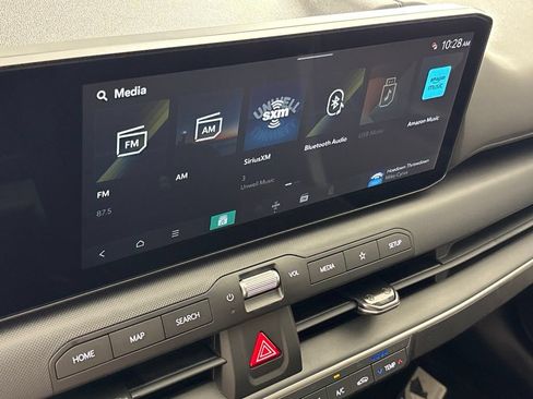 New 2026 Kia K4 FWD image 32