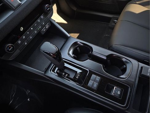 New 2026 Subaru Outback Premium image 21