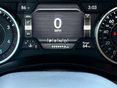 Used 2024 RAM 2500 Laramie AWD/4WD image 25