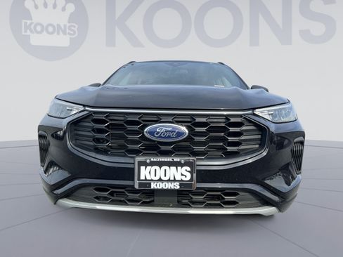Used 2023 Ford Escape ST-Line w/ Tech Pack #1 AWD/4WD image 11