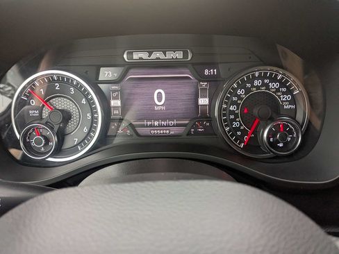 Used 2024 RAM 1500 Laramie AWD/4WD image 30