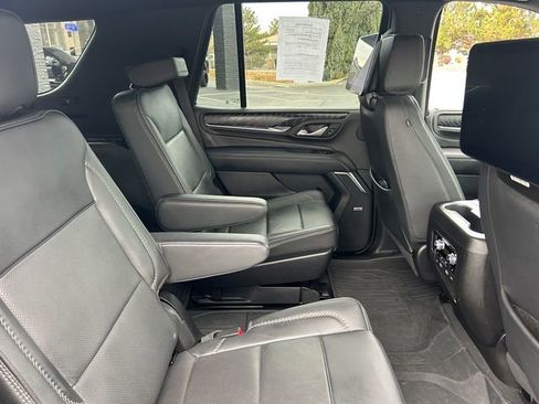 Used 2024 GMC Yukon Denali w/ Denali Reserve Package AWD/4WD image 36
