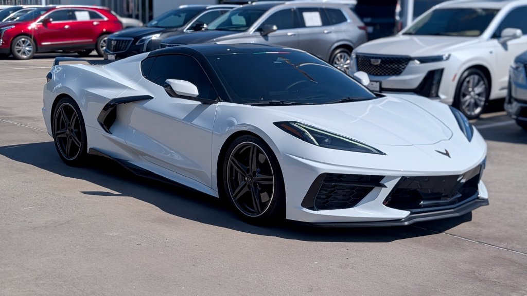 Used 2024 Chevrolet Corvette Stingray Coupe w/ Z51 Performance Package RWD image 1