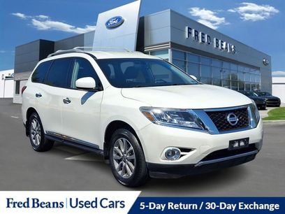 Used 2016 Nissan Pathfinder SL