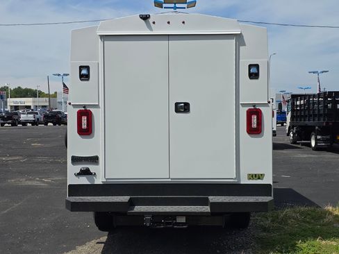 New 2025 Chevrolet Express 3500 1WT w/ Power Convenience Package image 24