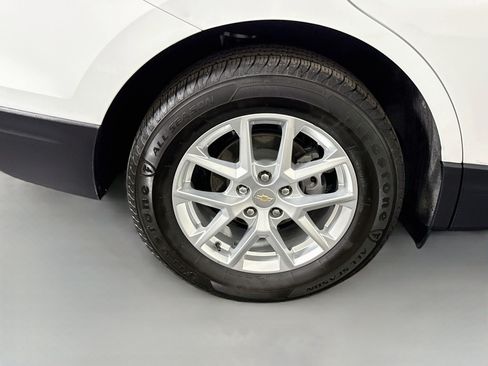 Used 2022 Chevrolet Equinox LS FWD image 33