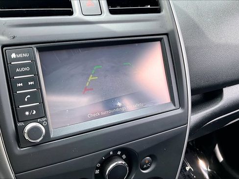 Used 2019 Nissan Versa Note SV FWD image 28