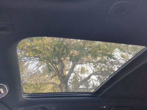 Used 2024 Jeep Grand Cherokee Limited 4xe image 17