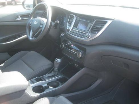 Used 2017 Hyundai Tucson Sport w/ Cargo Package AWD/4WD image 21
