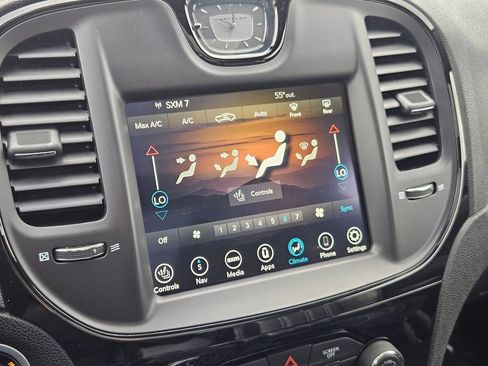 Used 2023 Chrysler 300 S image 22