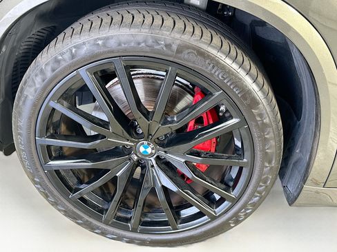 Used 2022 BMW X5 sDrive40i w/ M Sport Package RWD image 32