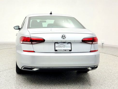 Used 2021 Volkswagen Passat 2.0T S image 6