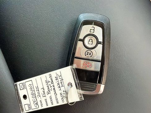 Used 2025 Ford Bronco Sport Outer Banks w/ Outer Banks Tech Package+ AWD/4WD image 36