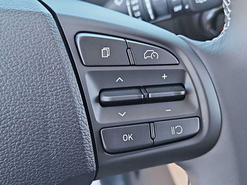 Certified 2026 Hyundai Venue SEL FWD image 24