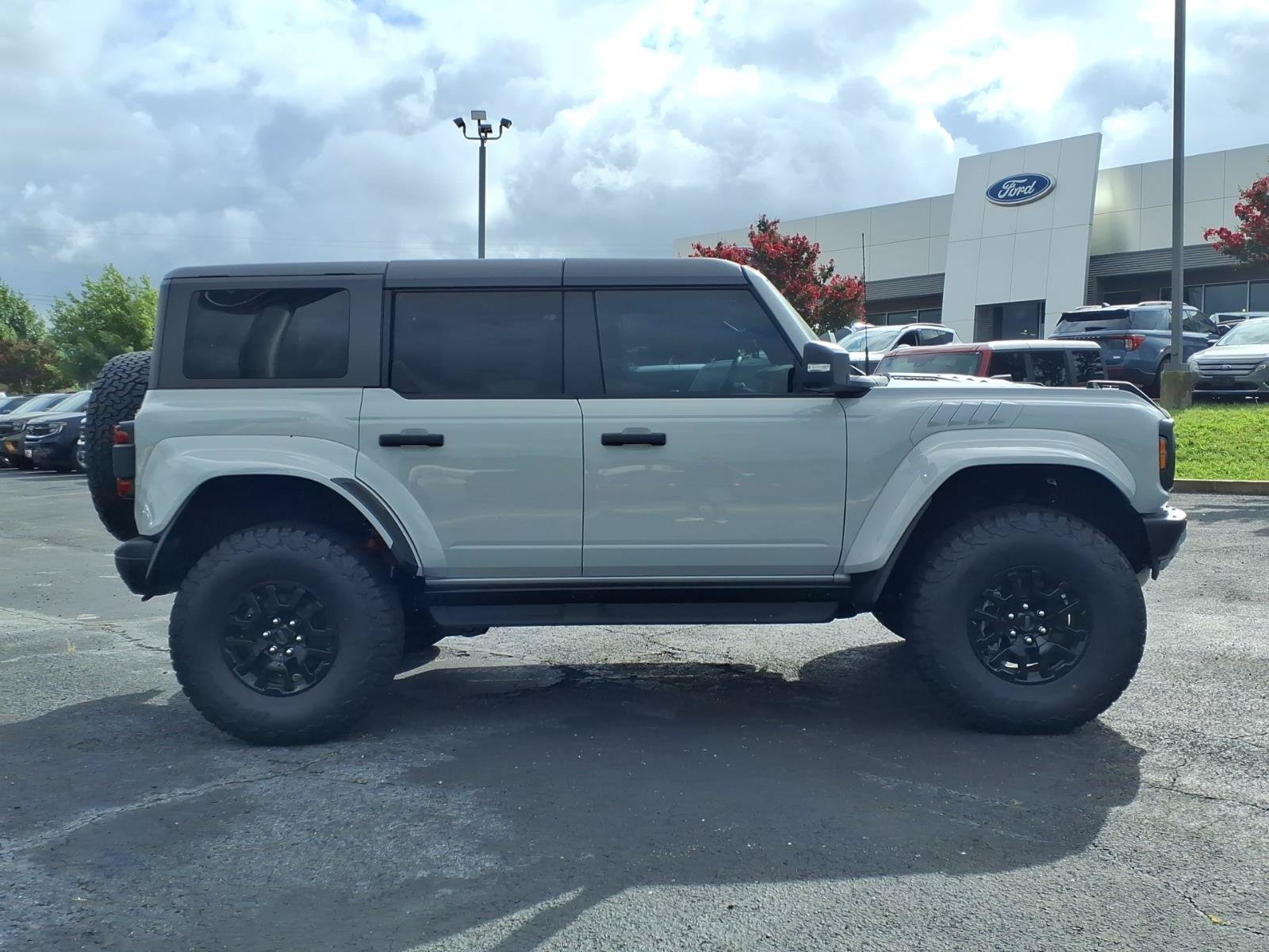 New 2026 Ford Bronco Raptor AWD/4WD image 4