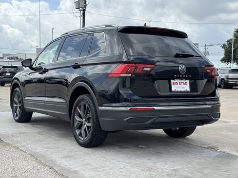 Used 2024 Volkswagen Tiguan SE FWD image 8