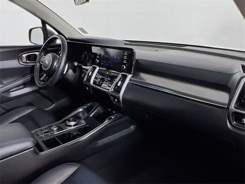 Used 2021 Kia Sorento EX image 41