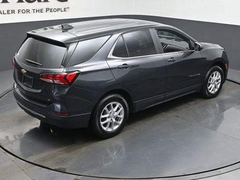 Used 2023 Chevrolet Equinox LT image 40