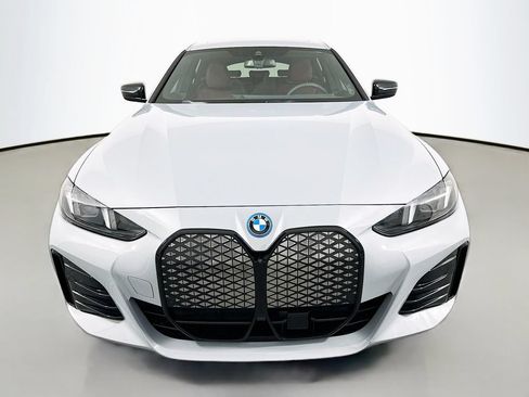 Used 2025 BMW i4 eDrive40 w/ M Sport Package RWD image 2
