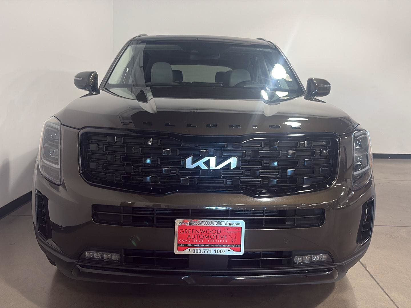 Used 2022 Kia Telluride SX w/ SX Prestige Package AWD/4WD image 8