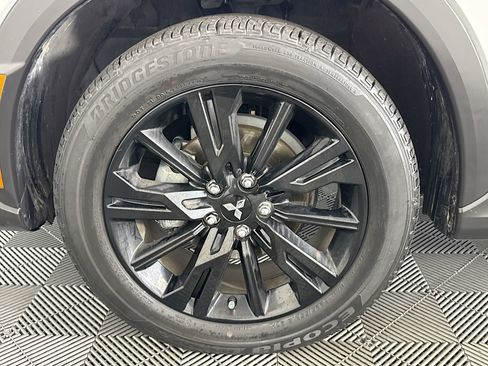 Used 2023 Mitsubishi Eclipse Cross LE image 36