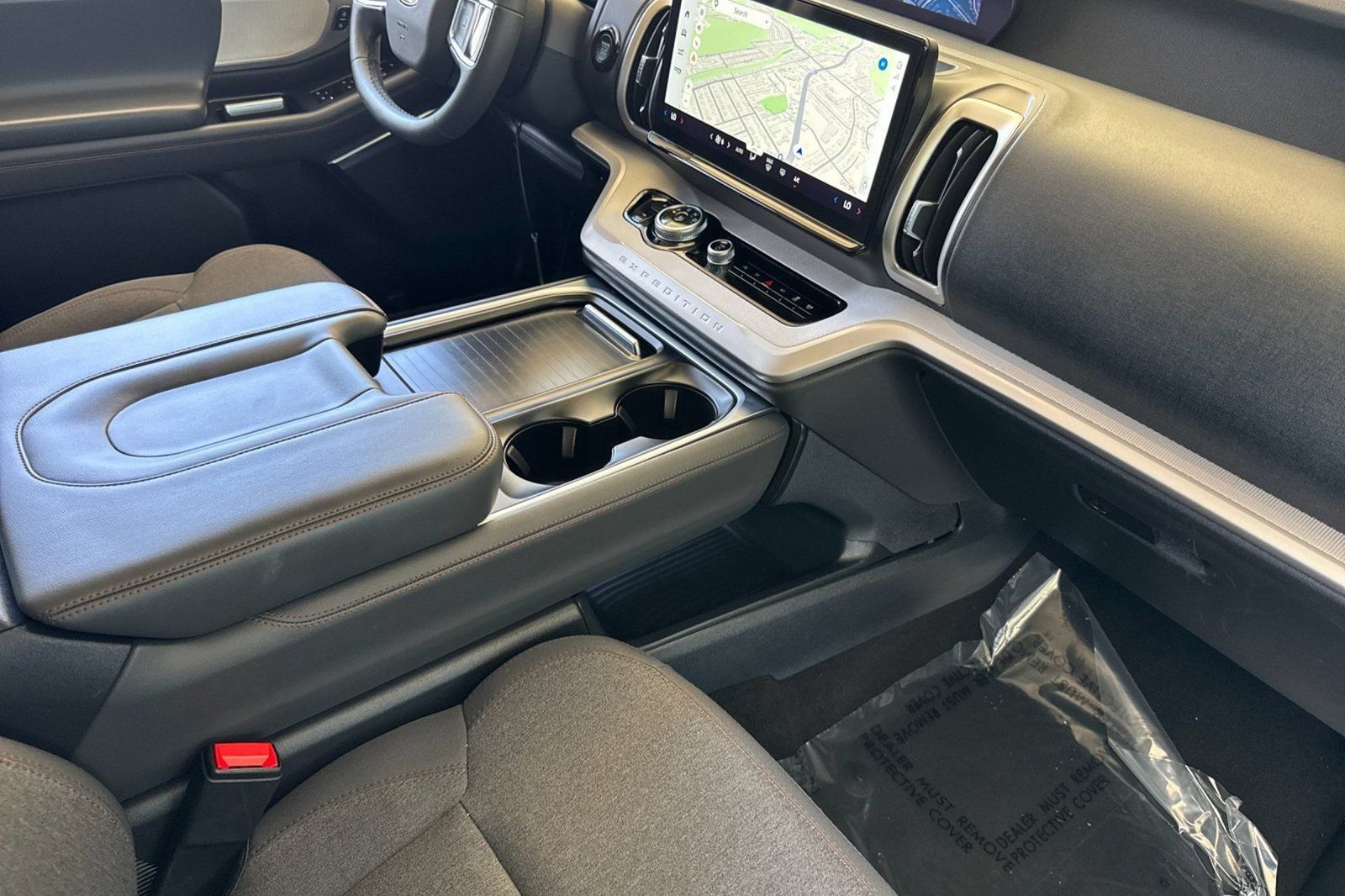 Used 2025 Ford Expedition Active RWD image 22