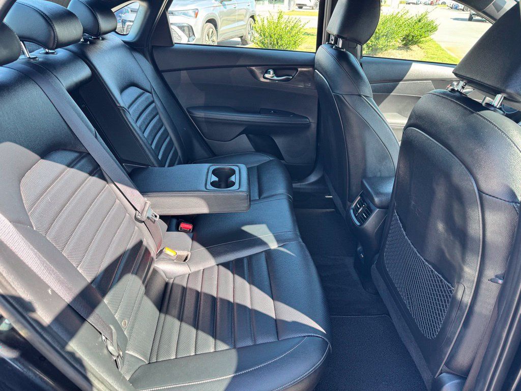 Used 2024 Kia Forte GT-Line w/ GT-Line Premium Package FWD image 29