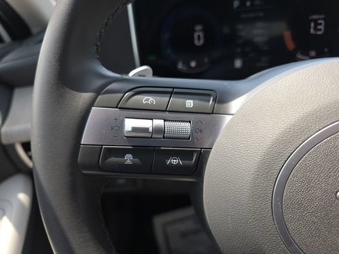 Used 2025 Hyundai Sonata SEL FWD image 11