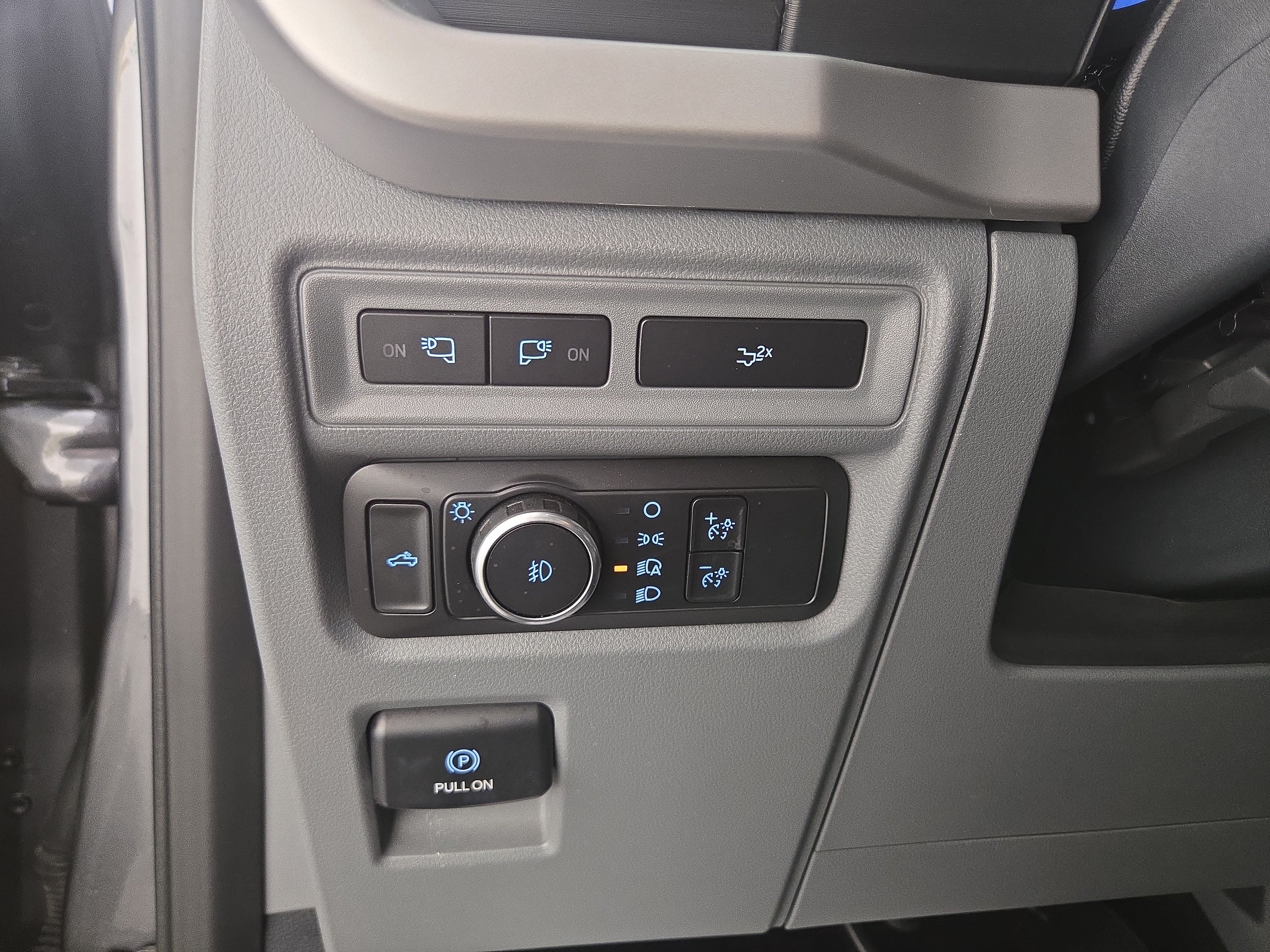 Used 2022 Ford F150 XLT w/ Equipment Group 302A High AWD/4WD image 28