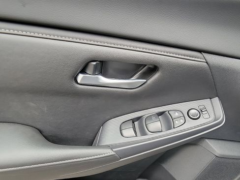 New 2025 Nissan Sentra SV w/ All-Weather Package image 10