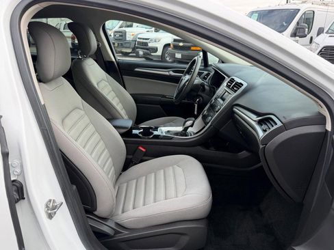 Used 2014 Ford Fusion S image 20