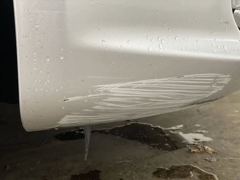 Used 2024 Chrysler Pacifica Touring-L image 29