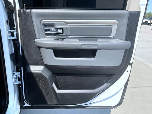 Used 2017 RAM 3500 Big Horn AWD/4WD image 19