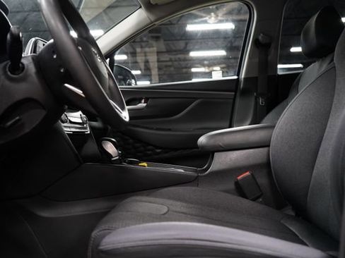 Used 2020 Hyundai Santa Fe SE FWD image 10