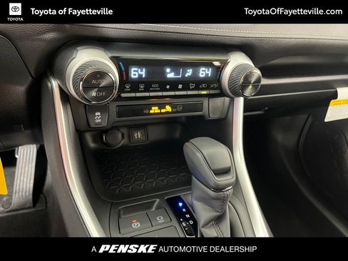 Certified 2025 Toyota RAV4 LE AWD/4WD image 32