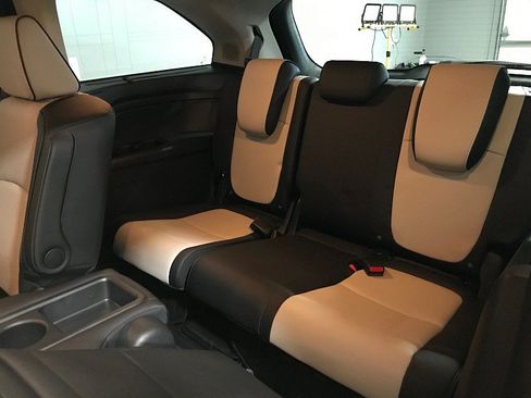 Used 2026 Honda Odyssey Elite image 19