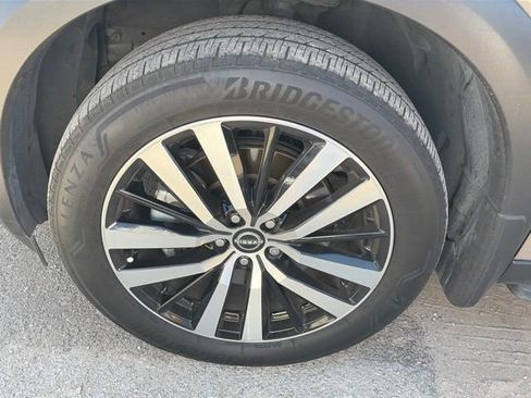 Used 2023 Nissan Pathfinder Platinum w/ Cargo Package FWD image 17