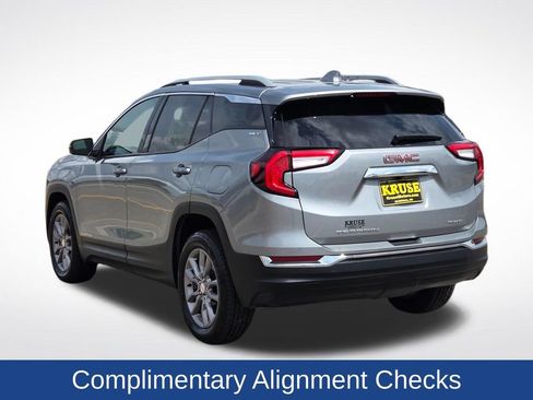 Used 2024 GMC Terrain SLT AWD/4WD image 6