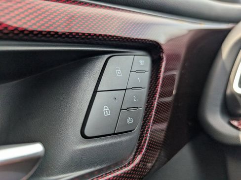 New 2026 Chevrolet Traverse RS image 21