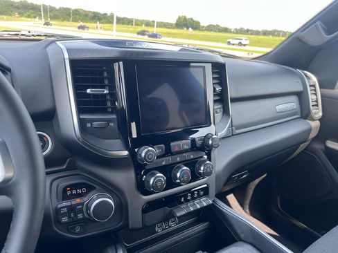 Used 2025 RAM 1500 Big Horn AWD/4WD image 25