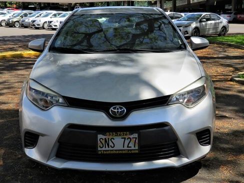 Used 2015 Toyota Corolla LE FWD image 5