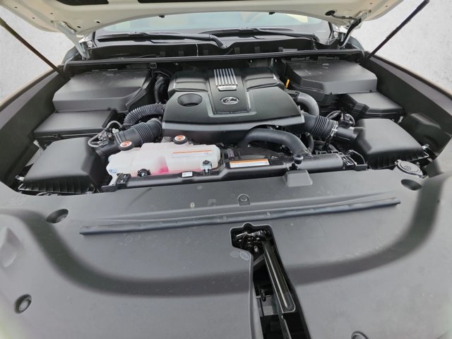 Used 2026 Lexus LX 600 4WD w/ Accessory Package (2T) image 19
