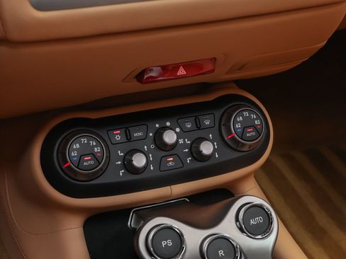 Used 2010 Ferrari California RWD image 61