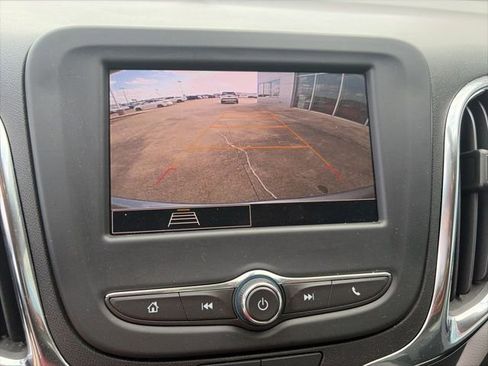 Used 2023 Chevrolet Equinox LT image 16