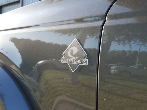 Used 2022 Ford Bronco Outer Banks image 8