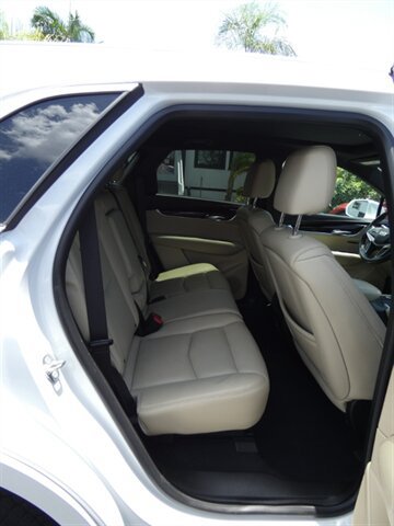 Used 2017 Cadillac XT5 Luxury AWD/4WD image 51